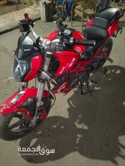 Benelli tnt 150cc