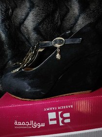 Used Women’s Shoes for Sale